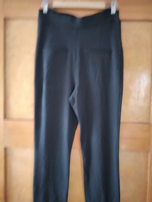 Ciążowe, czarne spodnie r.M