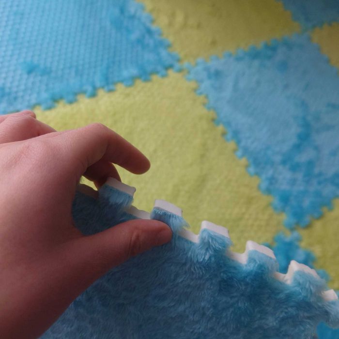 Puzzle dywanowe (II gat)  mata na zimną podłogę, do pom. gospod 31×31