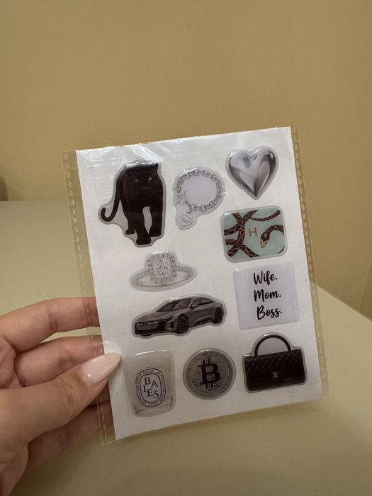 Стікери 3д наклейки на телефон