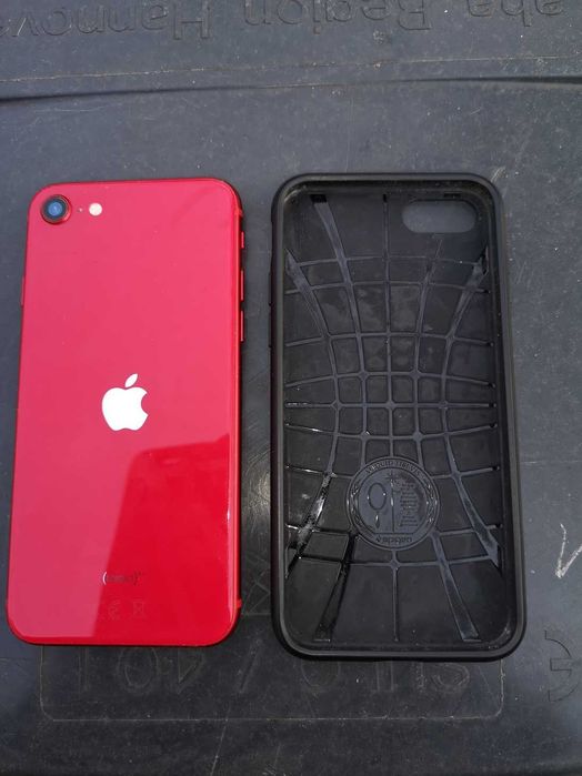 Smartfon Iphone SE 2022-perfrkcyjny stan-od 65 latka