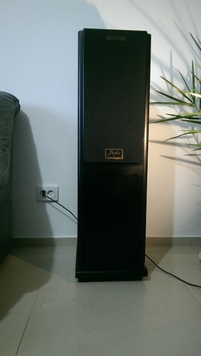 Колонки напольные акустика Jadis-1 USA