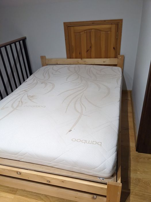 Łózko 140x200 + stelaż + materac