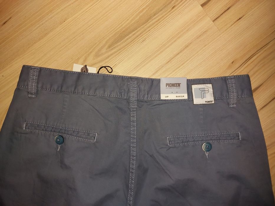 Nowe bermudy rozmiar 34