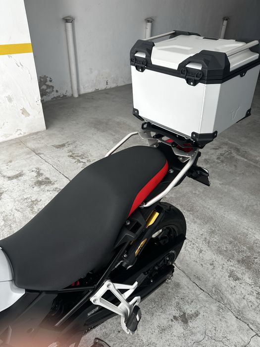 Motociclo BMW F750 GS