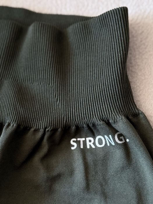 Ciemnozielone legginsy FLEX, Strong!