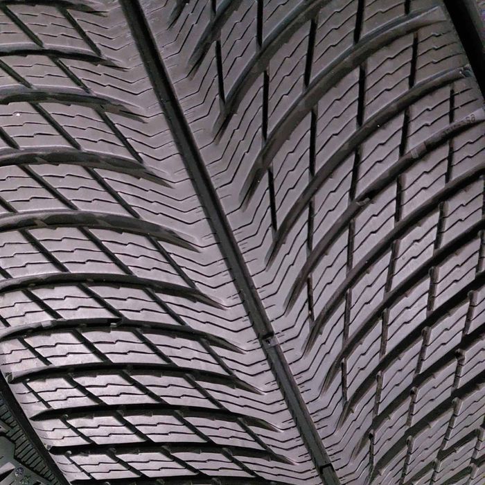 275/45/20 R20 Michelin Pilot Alpin 5 4шт зима