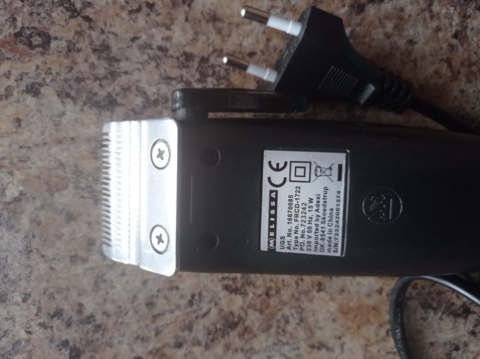 Машинка для стрижки, бриття Infiniti