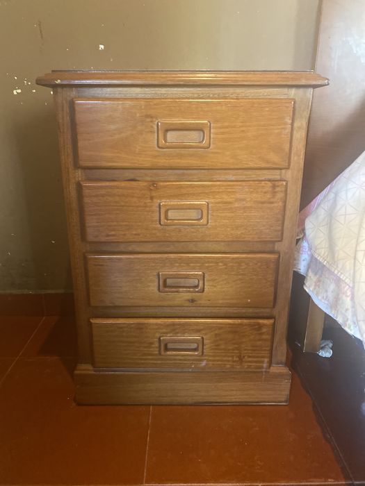 Moveis Quarto 2 cabeceiras/1 movel