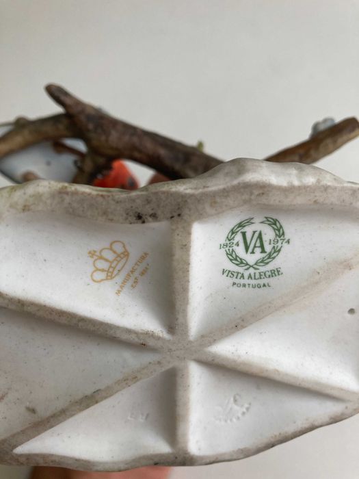 Par de Passaros Escultura em Biscuit da Vista Alegre Assinada