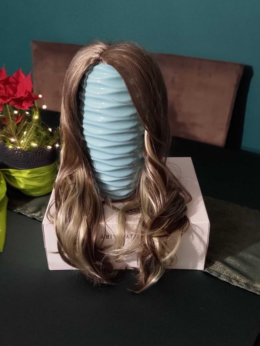 Peruka damska długie włosy nowa