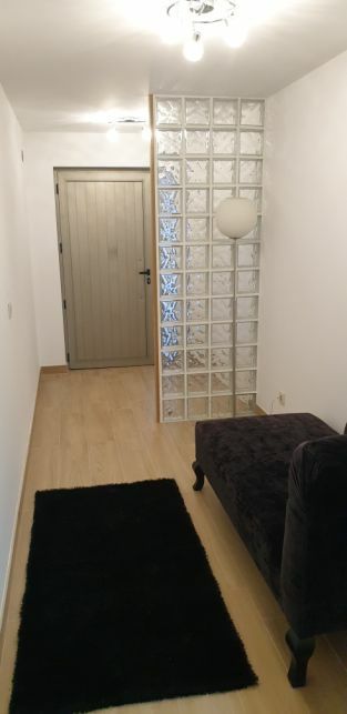 Apartamento T1 com garagem individual, na Senhora da Hora