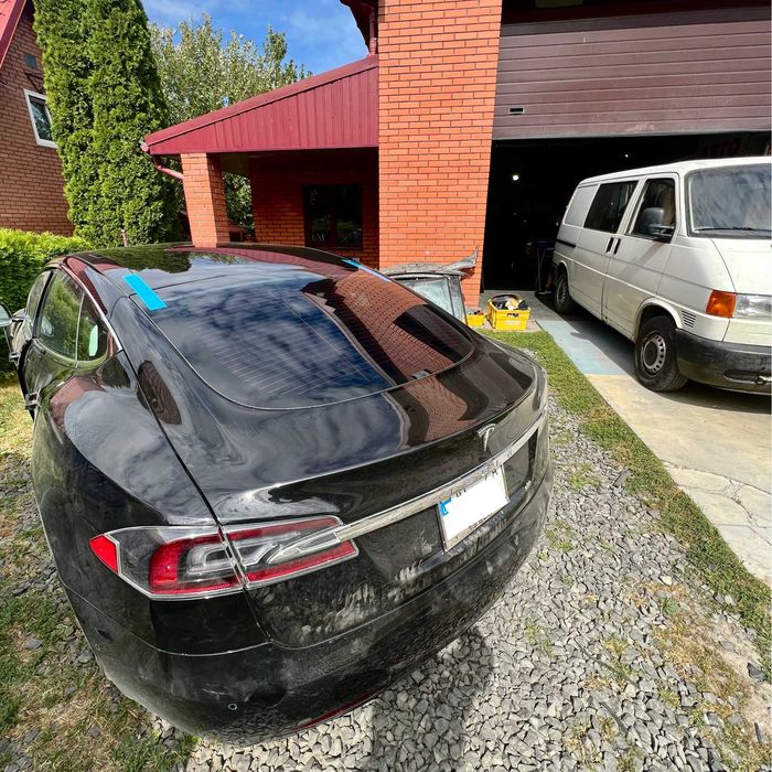 Заміна автоскла Лобове Бокове Заднє Ремонт Панорама Виїзд Луцьк Львів