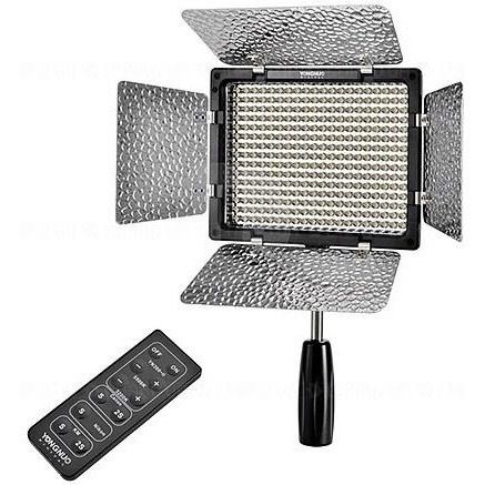 Відеосвітло YN-300III Yongnuo 3200-5500K блок живлення в комплекті