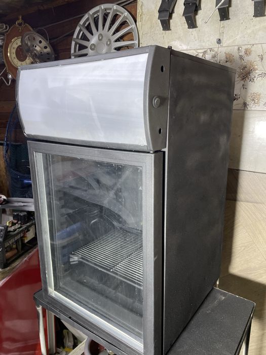 Продам барний холодильник