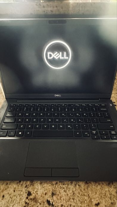 Laptop Dell latitude 7400