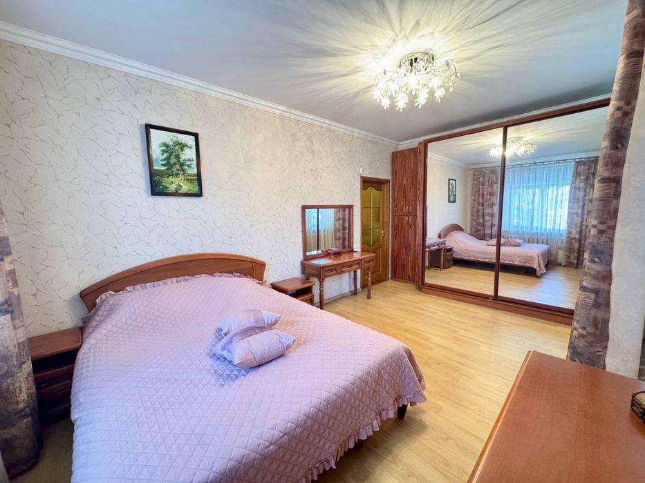 Продам 3х ком в центре ул.Мира