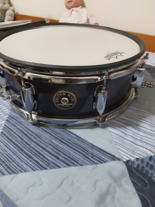 Selling snare drums like new