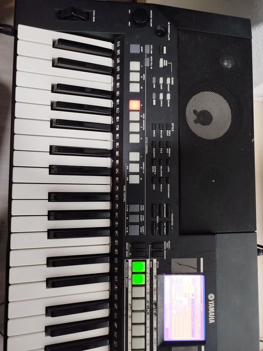 Piano Yamaha PSR  S550