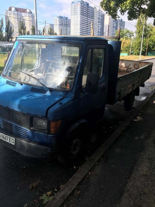 Mercedes-Benz 307 T1