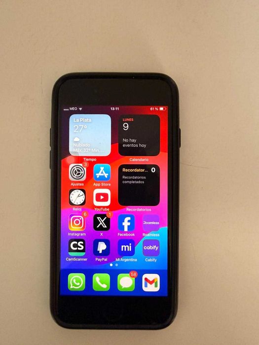 Iphone Se 2020 / 128gb Desbloqueado