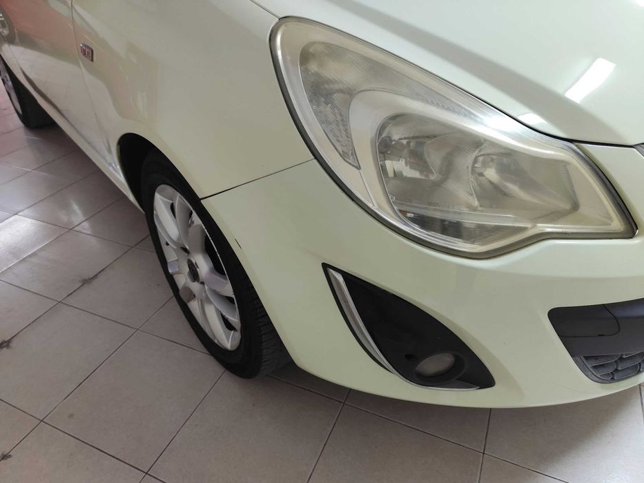 Opel Corsa 1.2 Street Edition