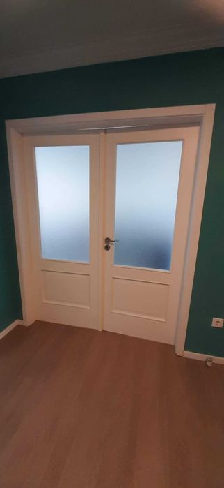 Portas interiores lacadas a branco
