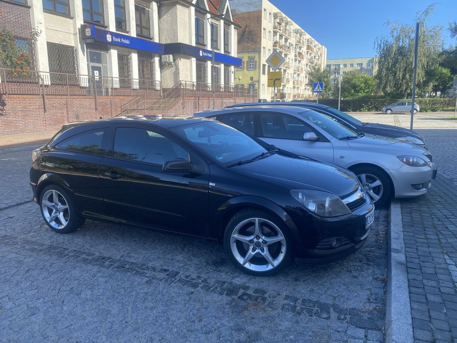 Opel Astra GTC SPORT
