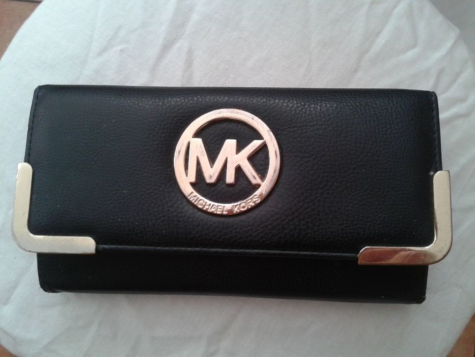 Skórzany porfel damski-MICHEL KORS..