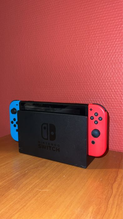 Продам Nintendo switch