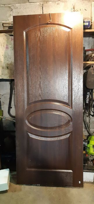 Продам межкомнатные двери