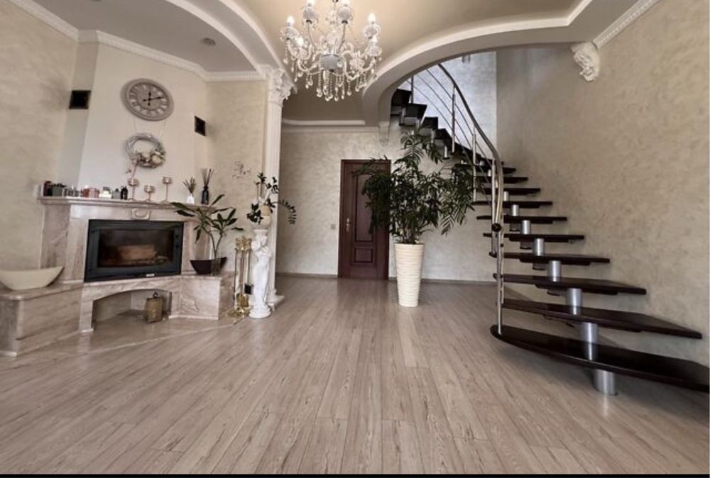 Продається будинок в передмісті Тернополя