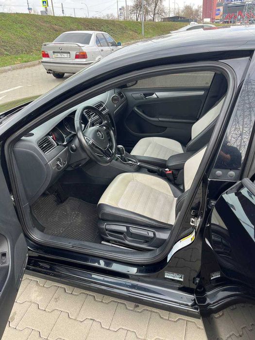 Продам Volkswagen Jetta