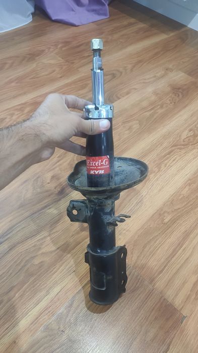 Продам стойки KYB/ стояли на Getz