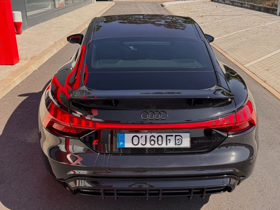 Audi RS e-tron GT quattro