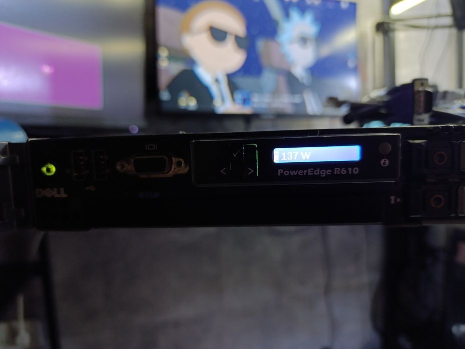 Продам сервер DELL R610