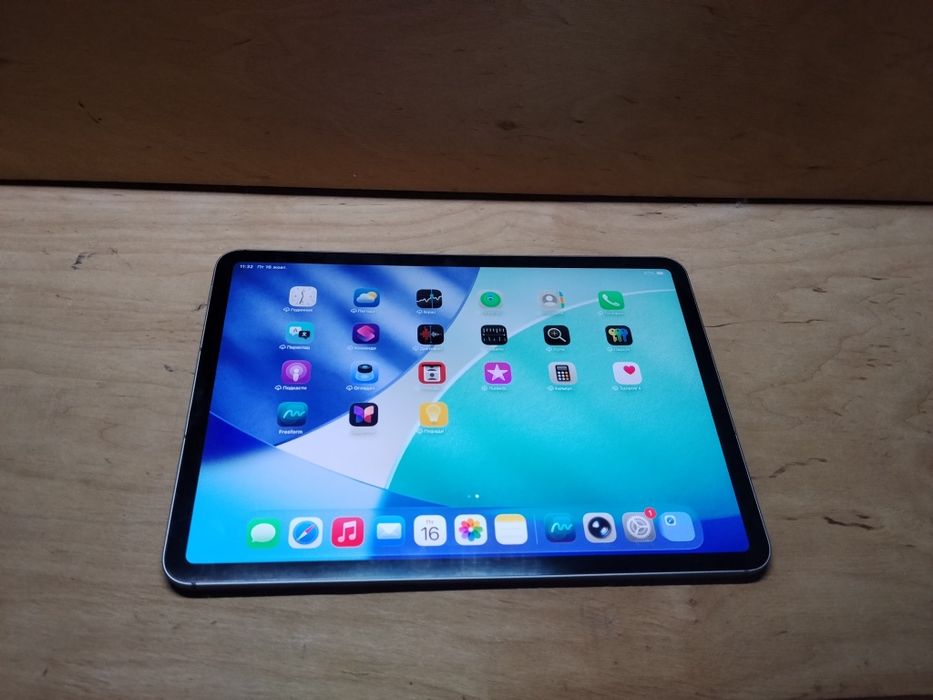 iPad Pro 4gen 256GB M2