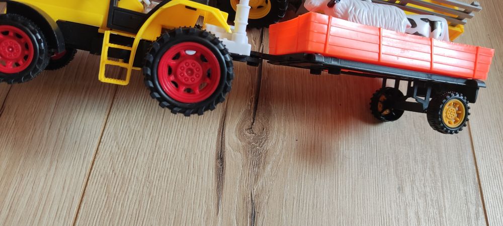 Traktory, przyczepy,straż pożarna