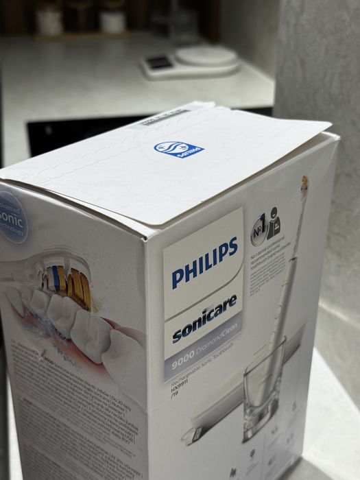 Електрична зубна щітка Philips