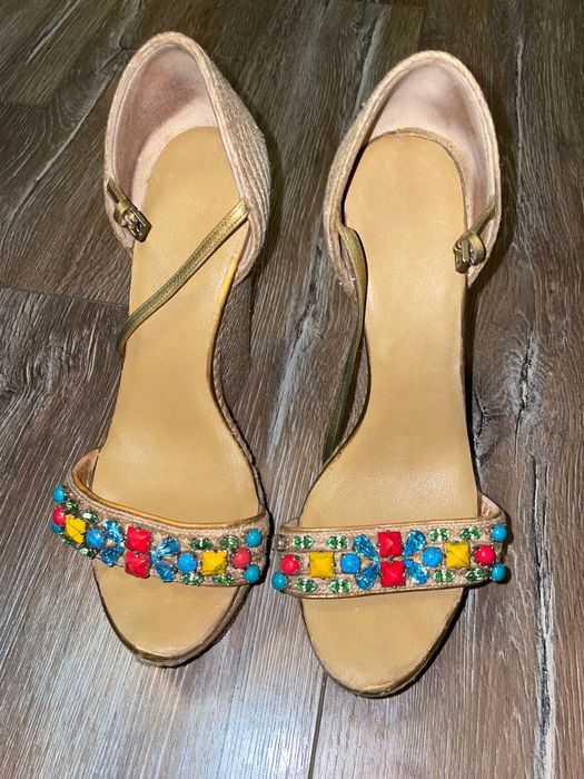 Босоніжки Gucci на танкетці