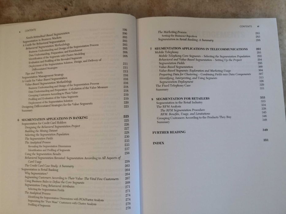 Livro Data Mining Techniques in CRM  K. Tsiptsis e A. Chorianopoulos