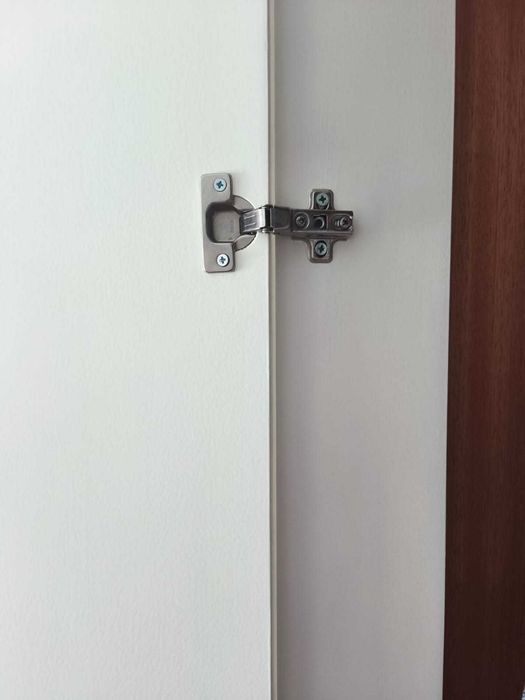 Portas de roupeiro como novas