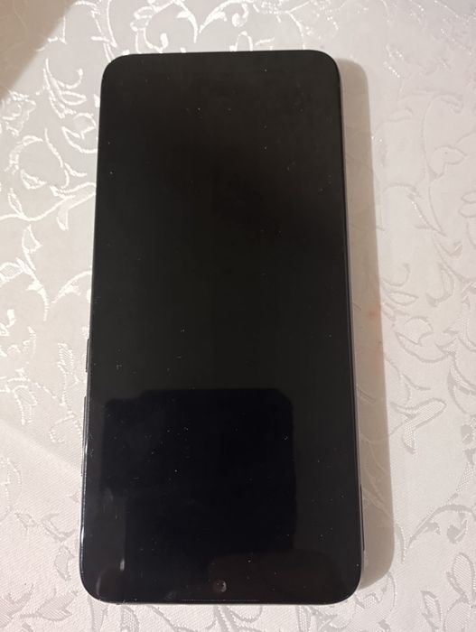 Продам телефон MI A3