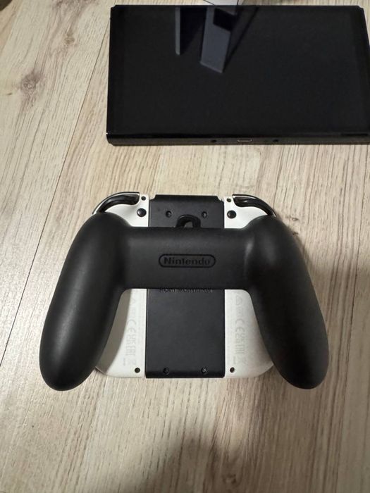 Nintendo Switch OLED 128GB