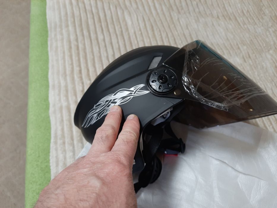 Продам новий мото шолом