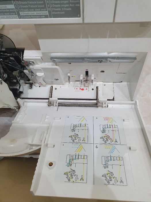 Продам оверлок коверлок Pfaff 4862