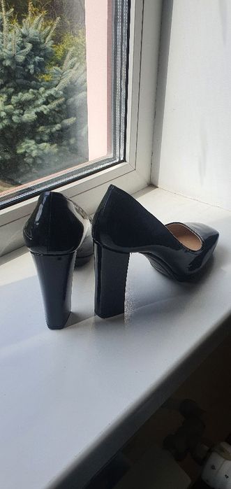 Туфлі PRADA (оригінал)