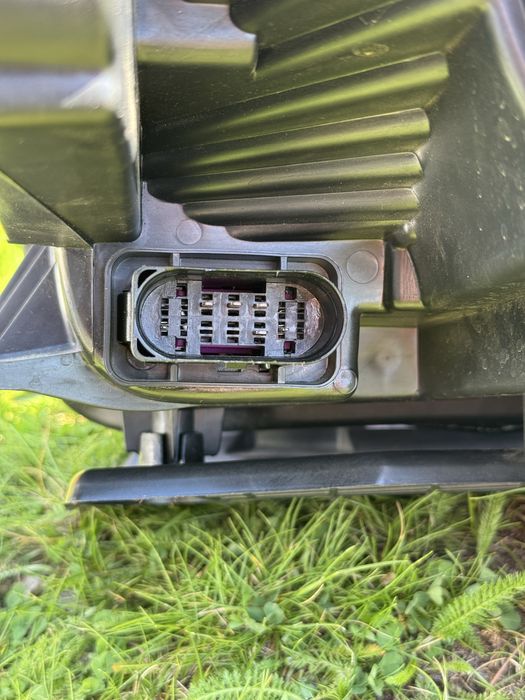 Lampa prawa LED FORD escape KUGA MK2 LIFT po 2017- USA