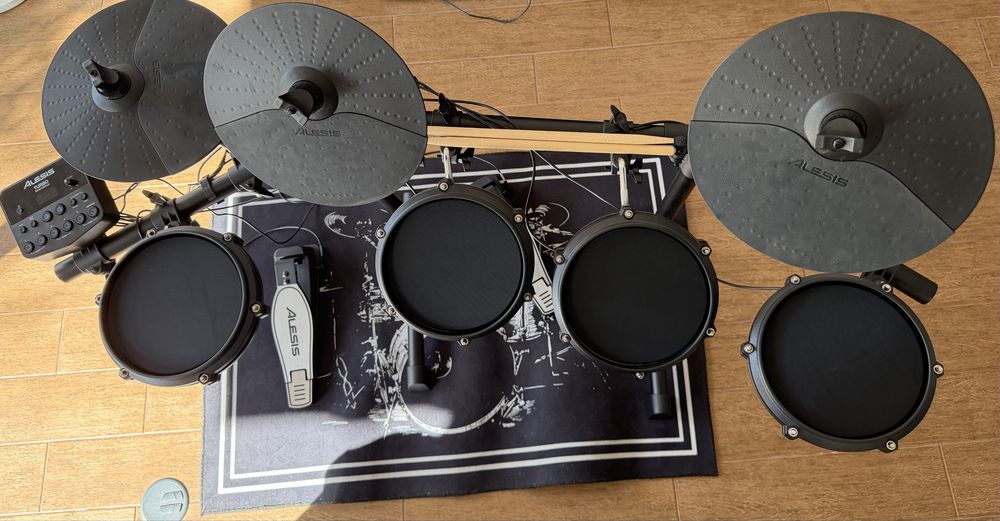 Bateria Eletrónica com 7 peças Alessis