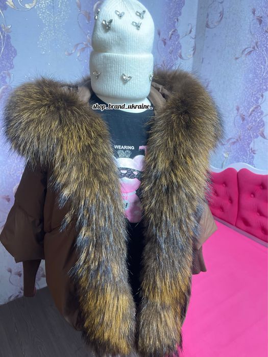 Пуховик з натуральним хутром