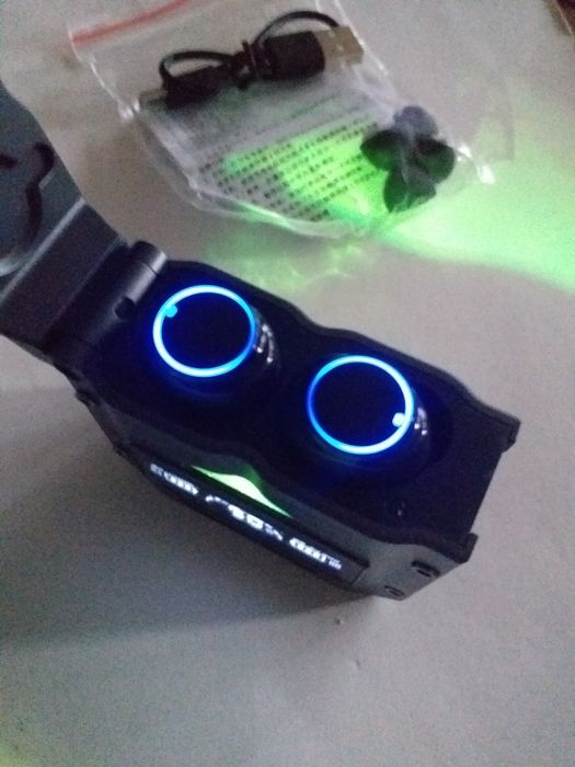 Bezprzewodowe słuchawki gamingowe.